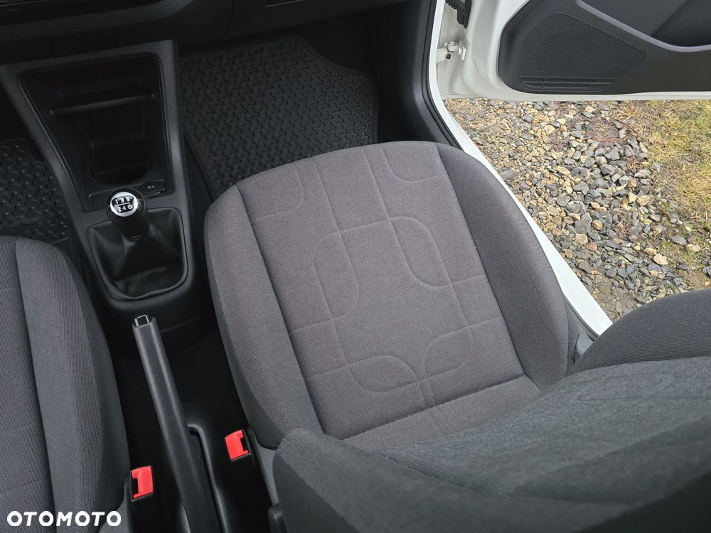 Volkswagen up! 1.0 move - 21