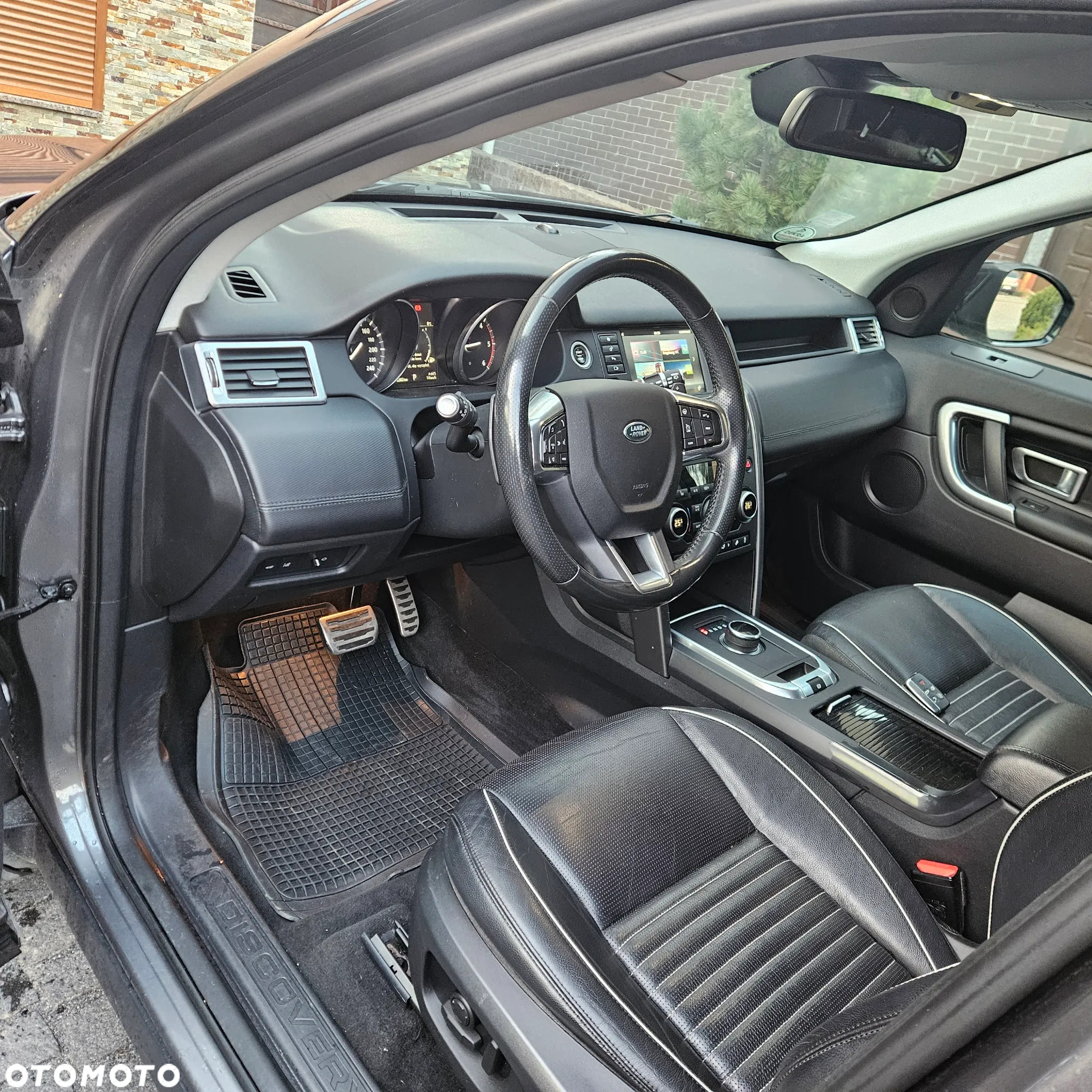 Land Rover Discovery Sport 2.0 D150 S - 14