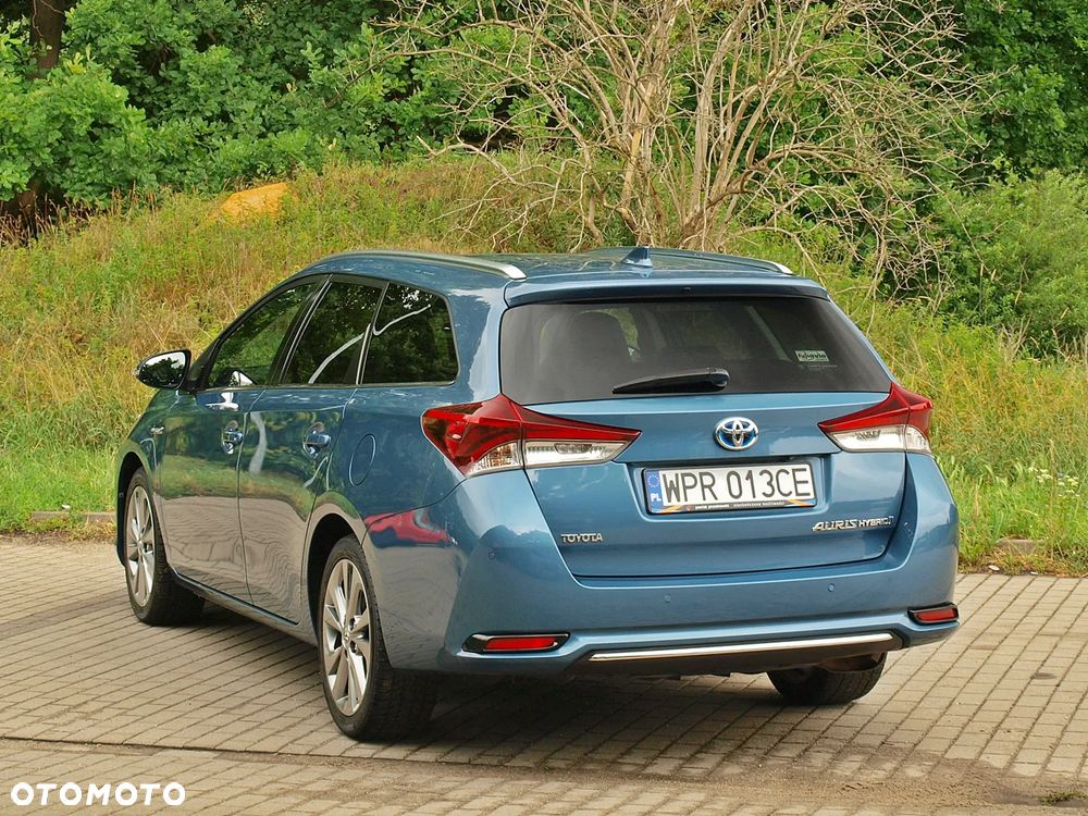 Toyota Auris - 12