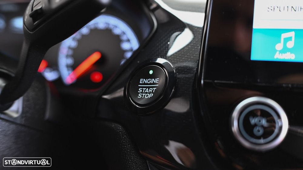 Ford Fiesta 1.5 EcoBoost S&S ST X - 40