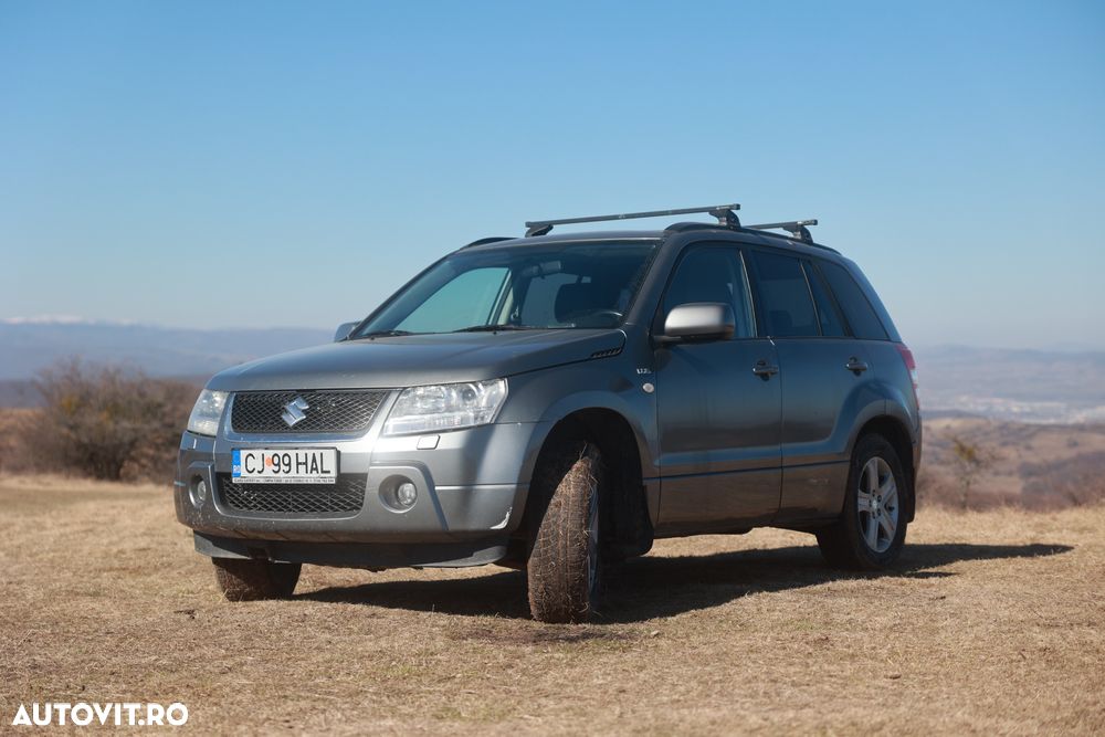 Suzuki Grand Vitara 1.9 DDiS Comfort DPF - 3