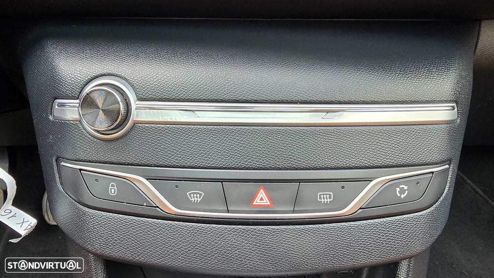 Peugeot 308 SW 1.5 BlueHDi Allure - 39