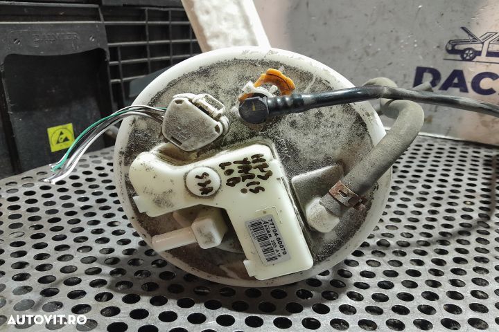 Pompa benzina in rezervor 77704-0D070 77704-0D070 Toyota Yaris XP130 - 2