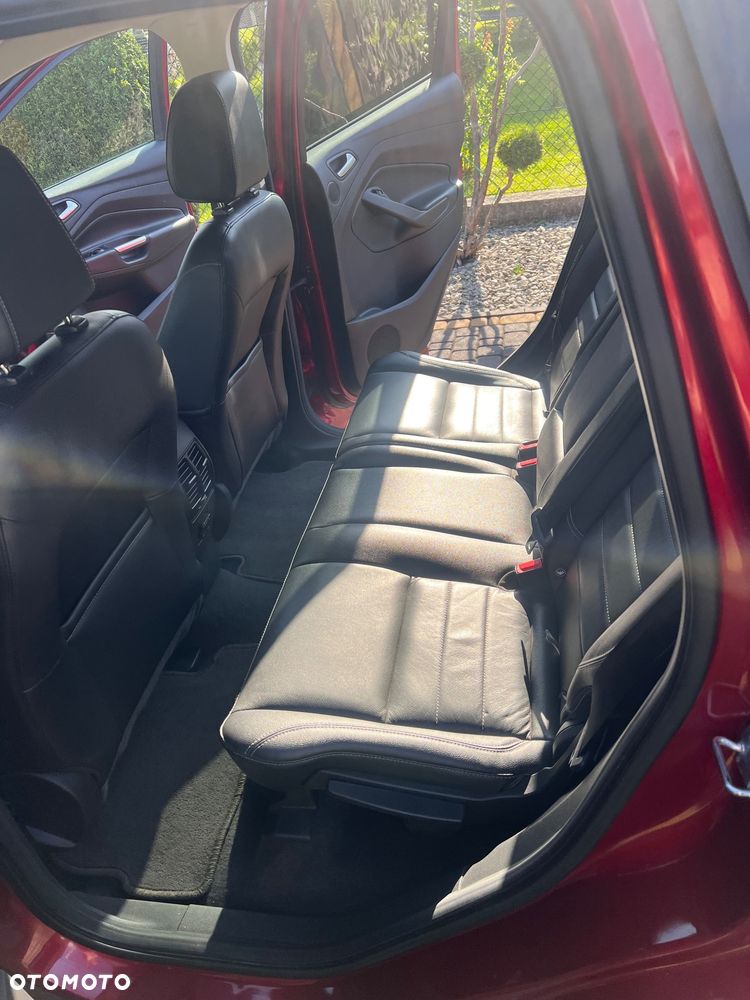 Ford Kuga 2.0 EcoBoost 4x4 Titanium - 12