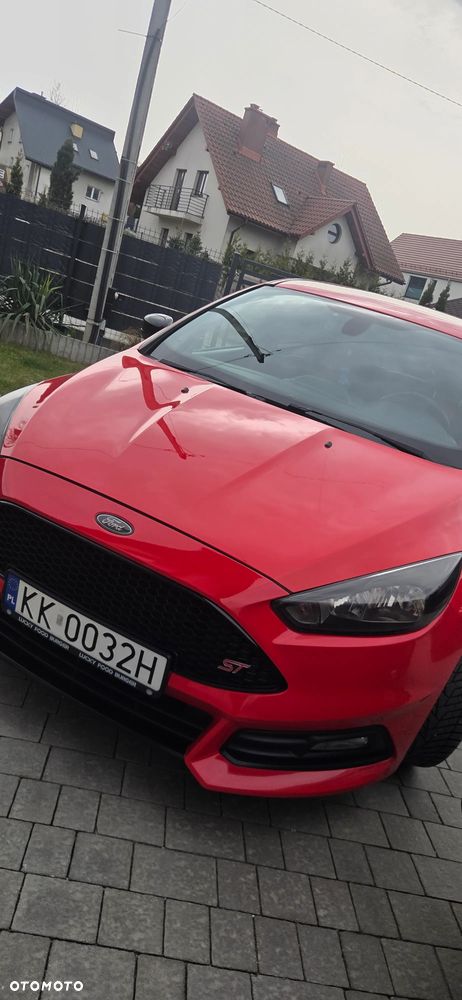 Ford Focus 2.0 EcoBoost ST - 4