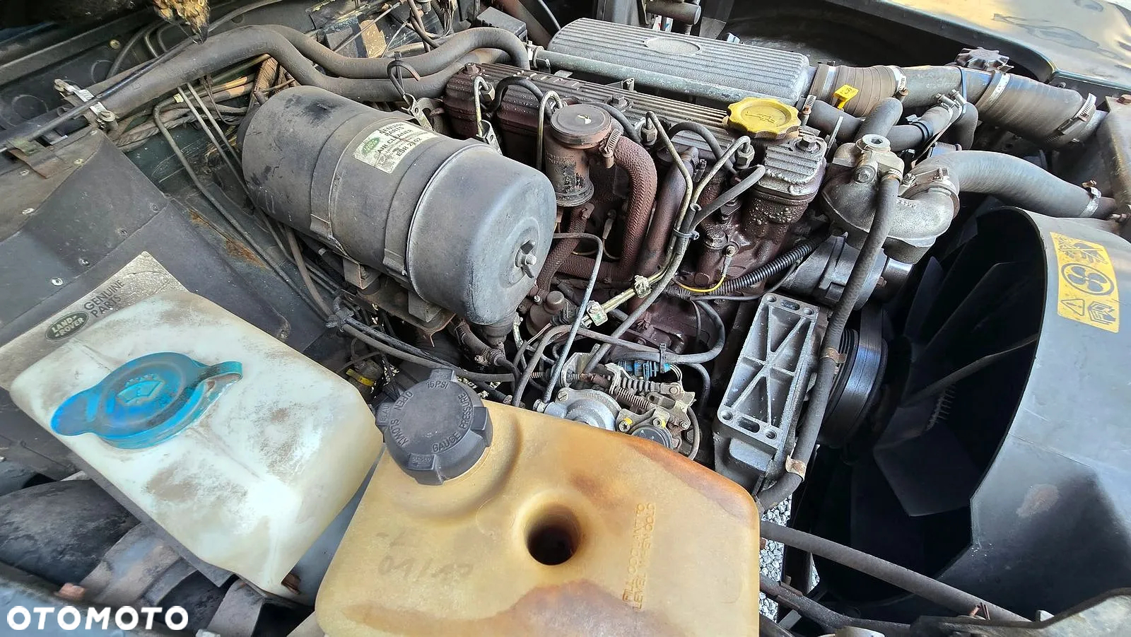 Land Rover Defender 90 2.5 TDI - 33