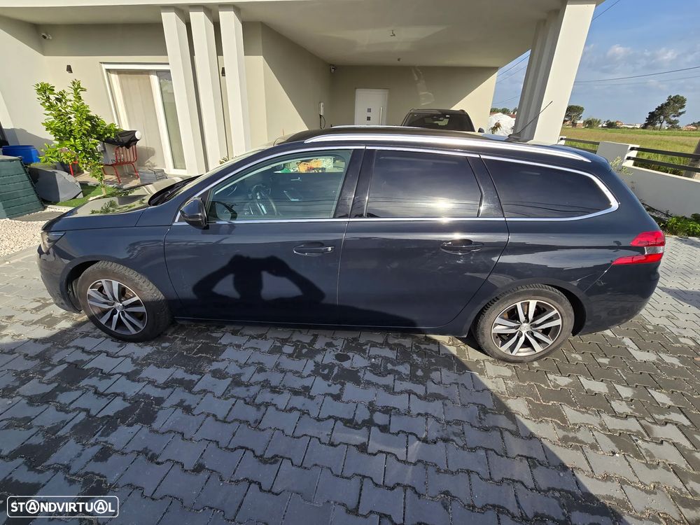 Peugeot 308 SW PureTech 130 GPF EAT8 Stop & Start Allure Pack - 3