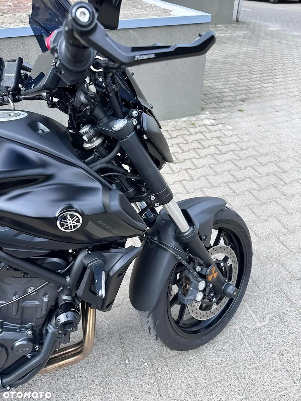 Yamaha MT - 5