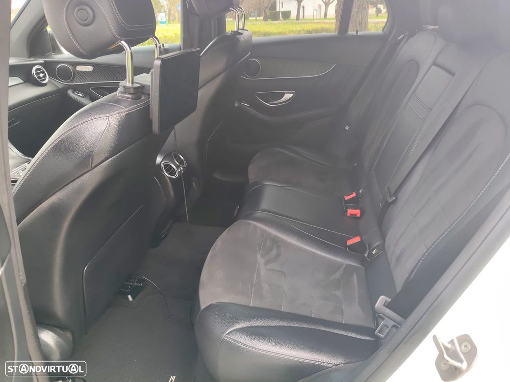 Mercedes-Benz GLC 250 d 4Matic 9G-TRONIC AMG Line - 12