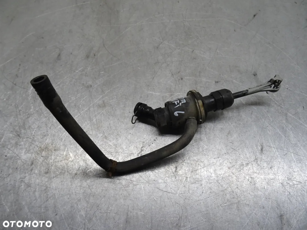 SUZUKI SWIFT IV MK6 1.3B POMPKA SPRZĘGŁA 23810-63J00 - 3