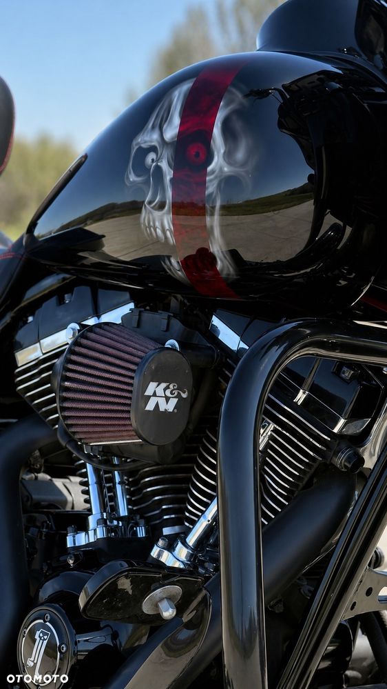 Harley-Davidson Touring Street Glide - 8