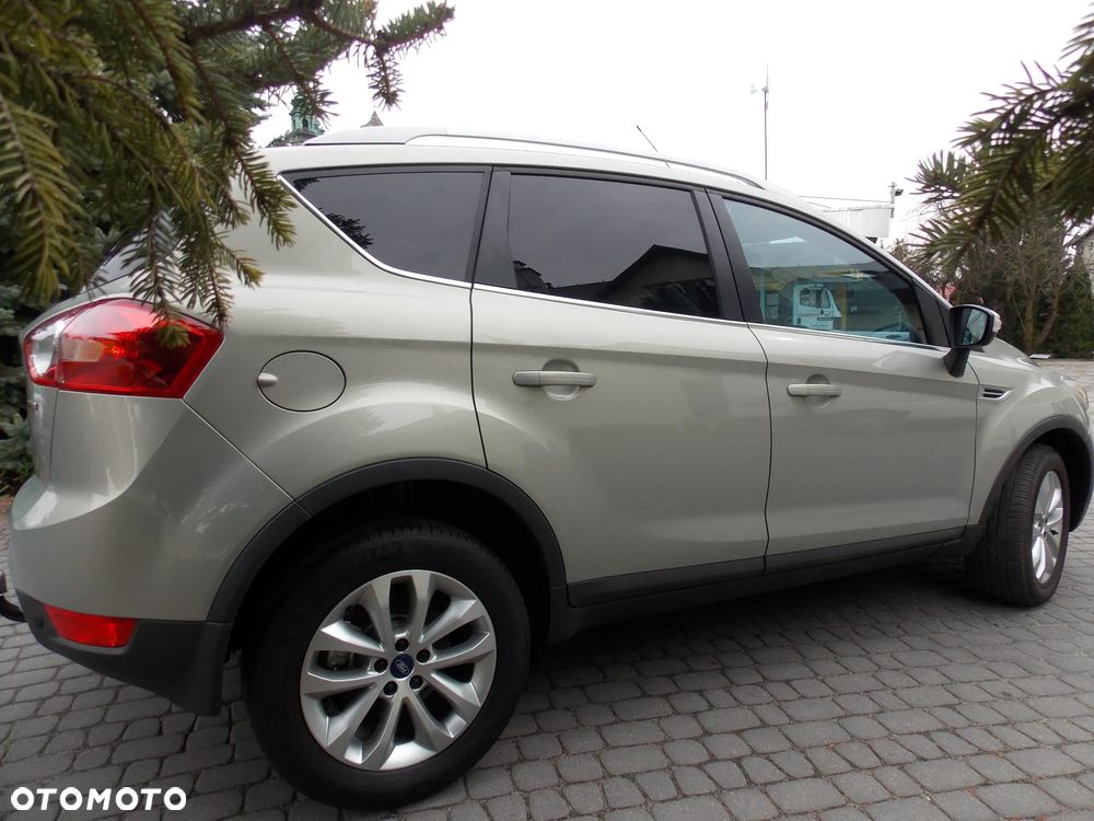 Ford Kuga 2.0 TDCi Titanium - 12
