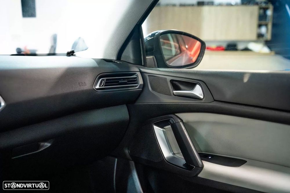 Peugeot 308 - 16