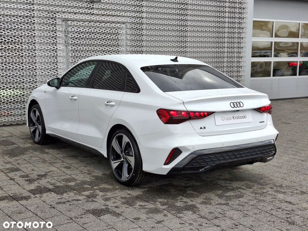 Audi A3 Limousine - 4