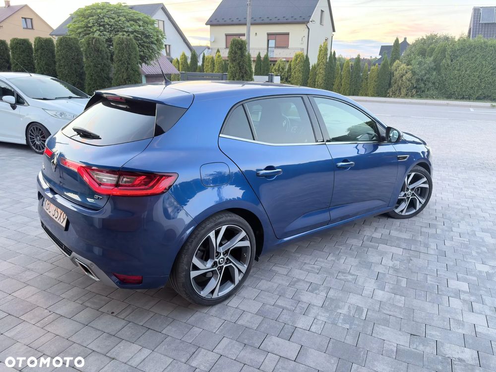Renault Megane 1.6 dCi GT EDC - 3