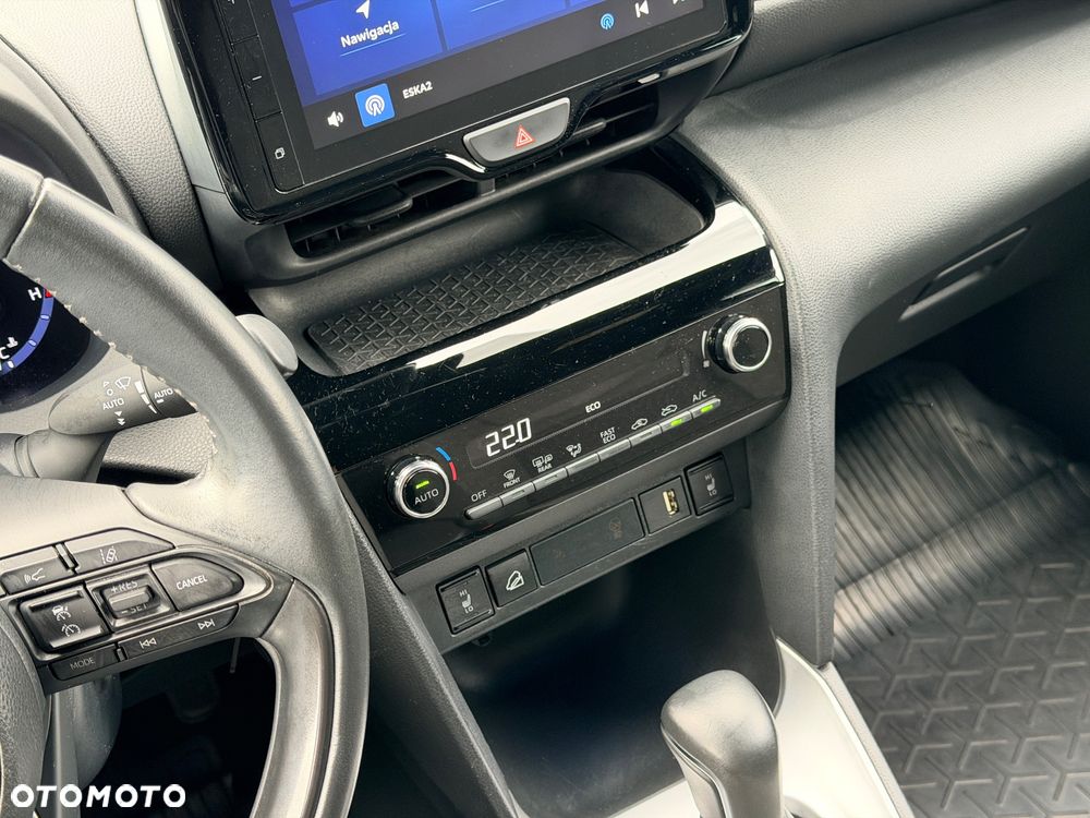 Toyota Yaris Cross Hybrid 1.5 Comfort AWD - 28