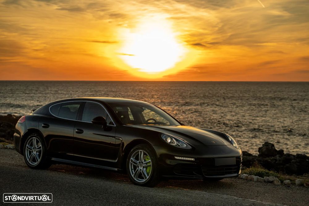 Porsche Panamera S Hybrid - 1