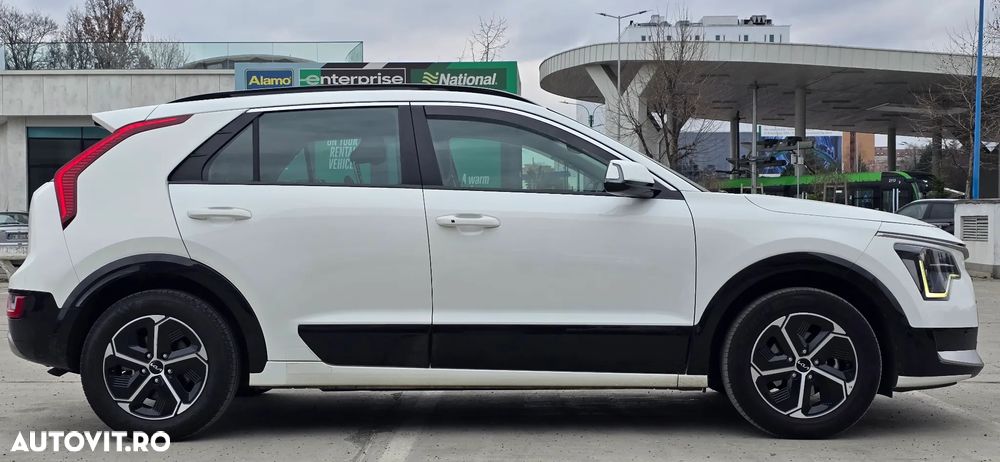 Kia Niro 1.6 GDI HEV 2WD OPF Aut. Vision - 4