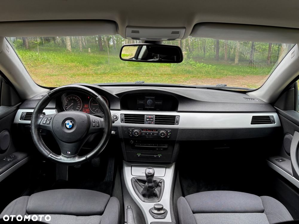 BMW Seria 3 320d - 11