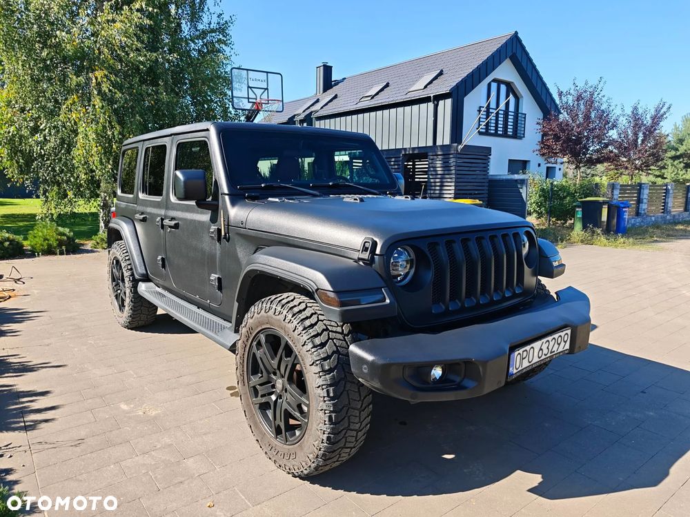 Jeep Wrangler - 1