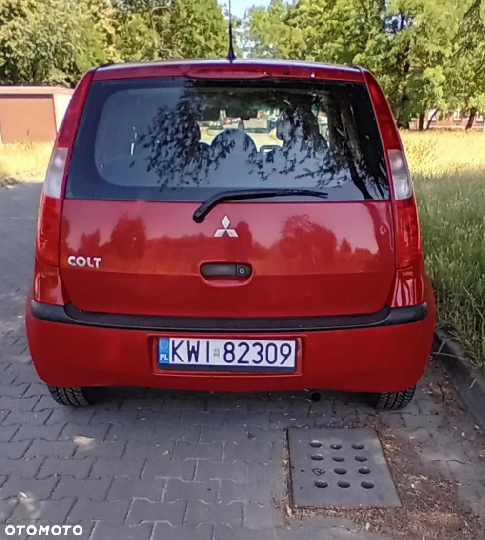 Mitsubishi Colt - 3