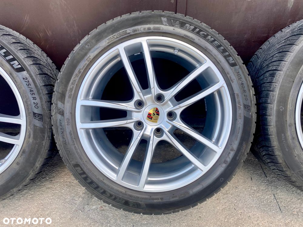 Felgi 20" Porsche (OE) 9Y0, opony Michelin Pilot Alpin 5 SUV - Kompletne koła zimowe od Porsche Cayenne III 9YA/9YB '18 - 4