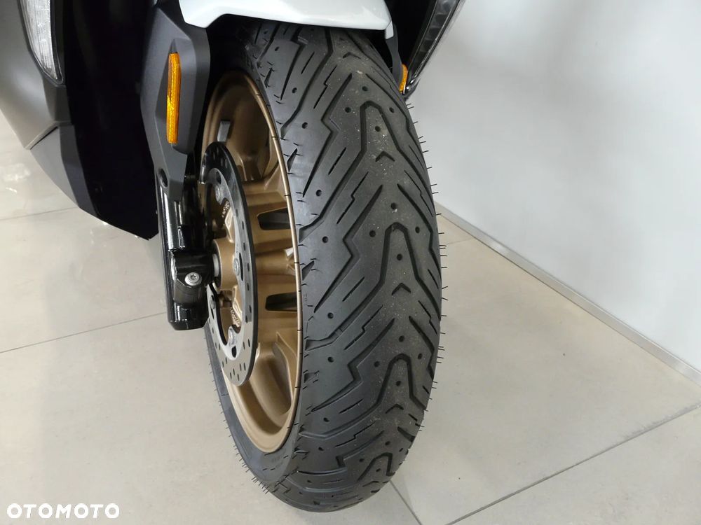 BMW C 400 GT - 6