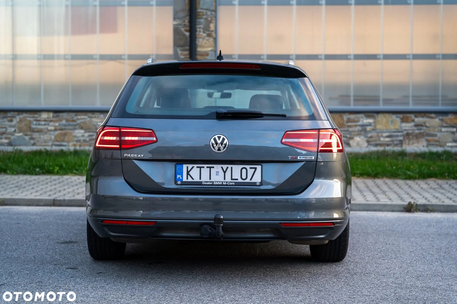 Volkswagen Passat - 3