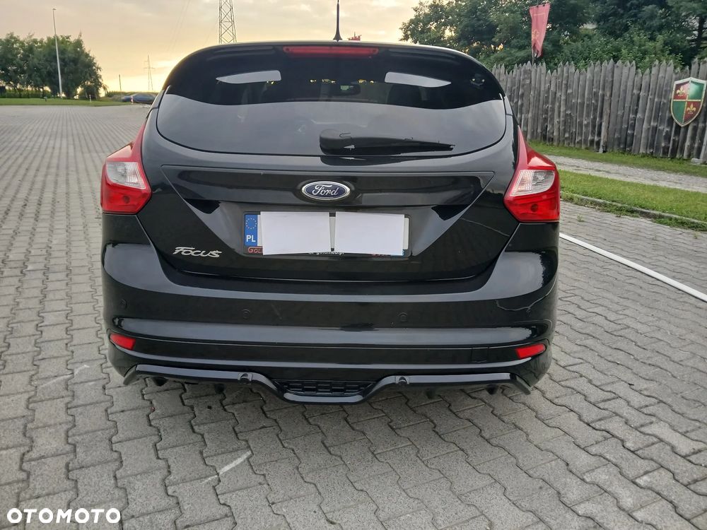 Ford Focus - 12