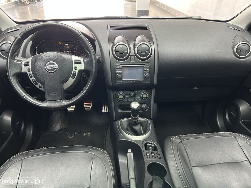 Nissan Qashqai +2 2.0 dCi Tekna Pele Preto - 12
