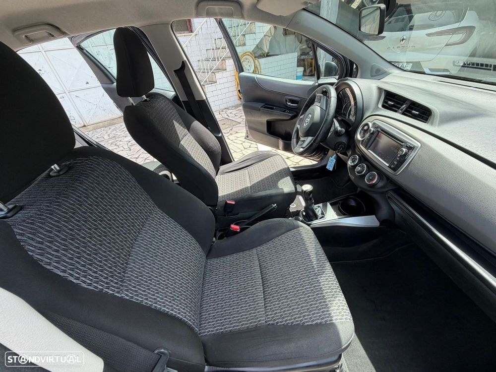 Toyota Yaris 1.0 VVT-i ACtive+AC - 13