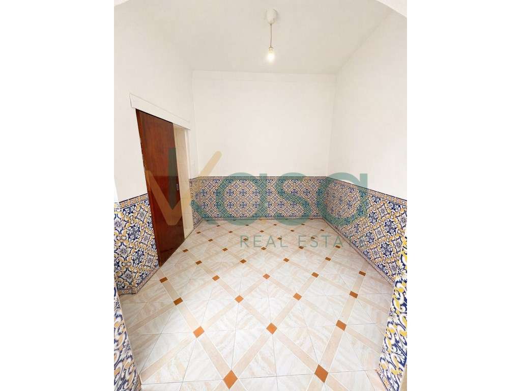 Excelente T2 oportunidade no coração do Barreiro ideal para investi... - Grande imagem: 4/29