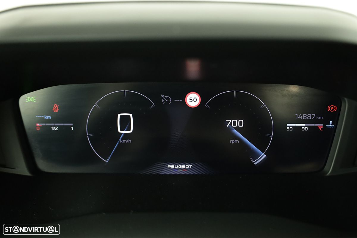 Peugeot 2008 1.2 PureTech Allure - 17