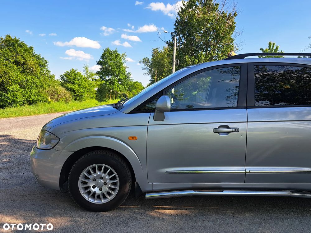SsangYong/KGM Rodius - 11