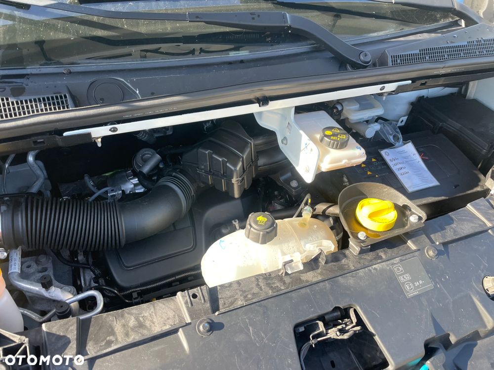Renault Trafic - 19