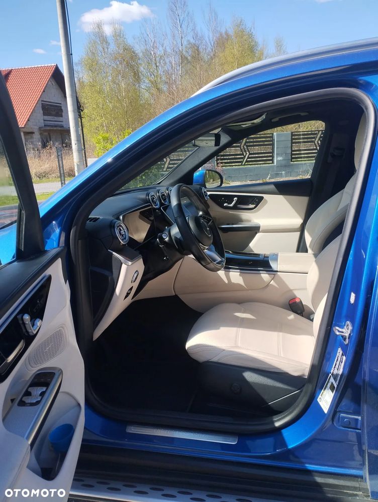 Mercedes-Benz GLC 300 4Matic 9G-TRONIC Avantgarde Advanced - 11