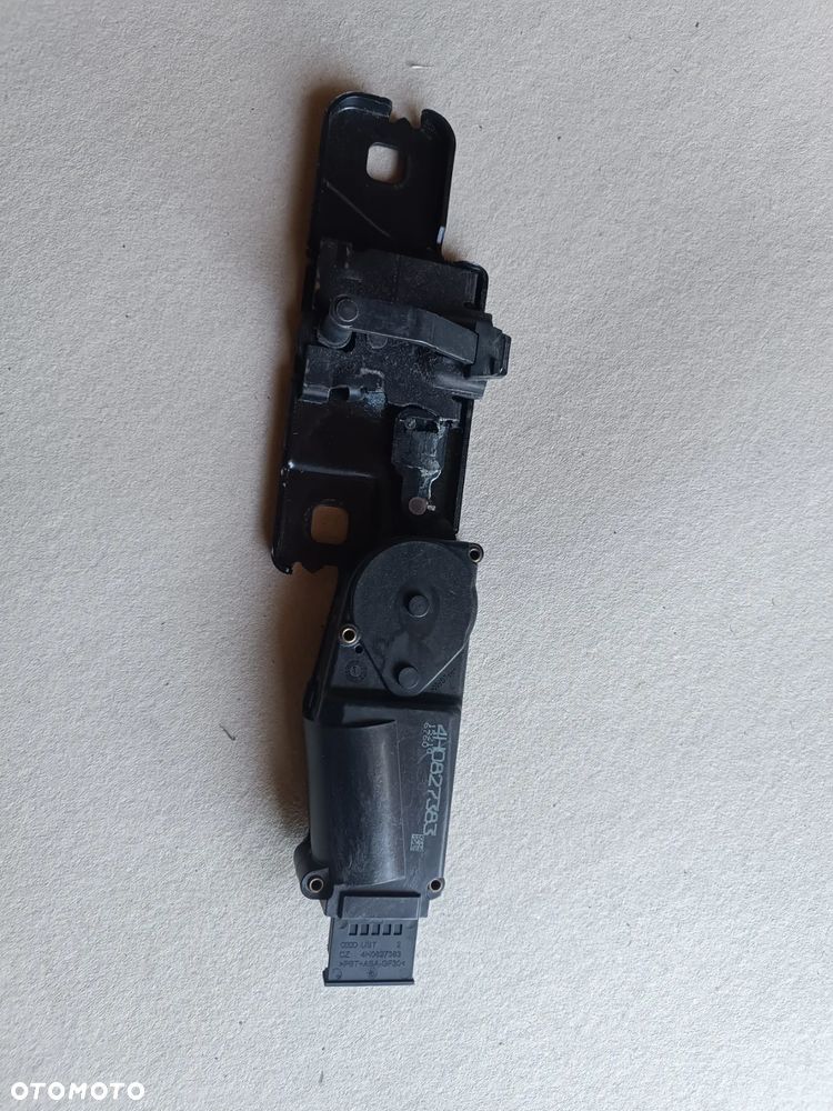 ZAMEK DOCIĄG KLAPY TYŁ AUDI A6 A7 A8 4H0827383A - 1
