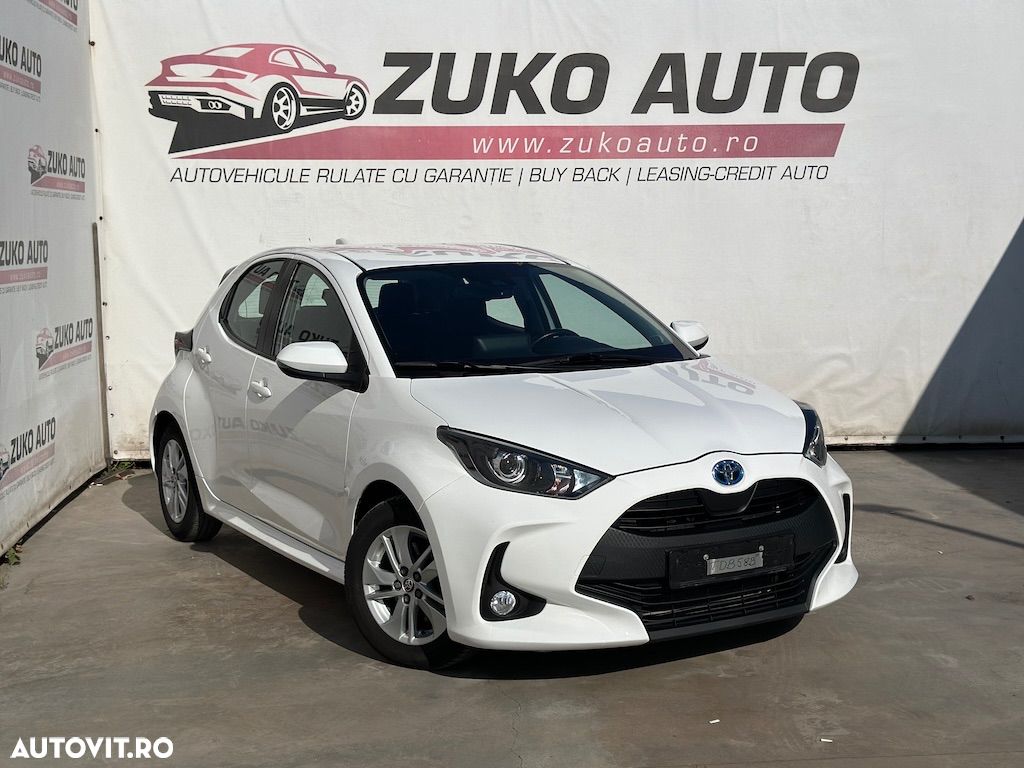 Toyota Yaris Hybrid 1.5 VVT-i Business Edition - 1