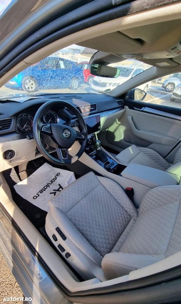 Skoda Superb 2.0 TDI 4X4 DSG Style - 1