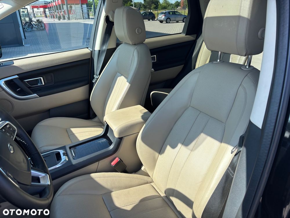 Land Rover Discovery Sport 2.0 TD4 HSE - 11