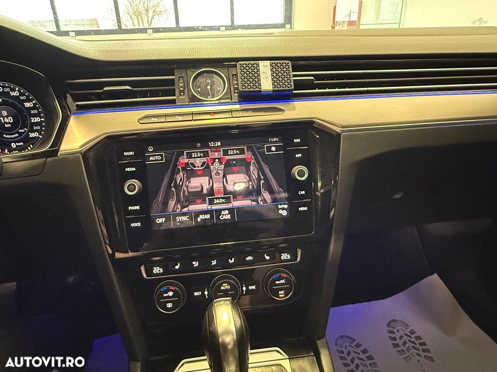 Volkswagen Passat 2.0 TDI SCR DSG Highline - 26