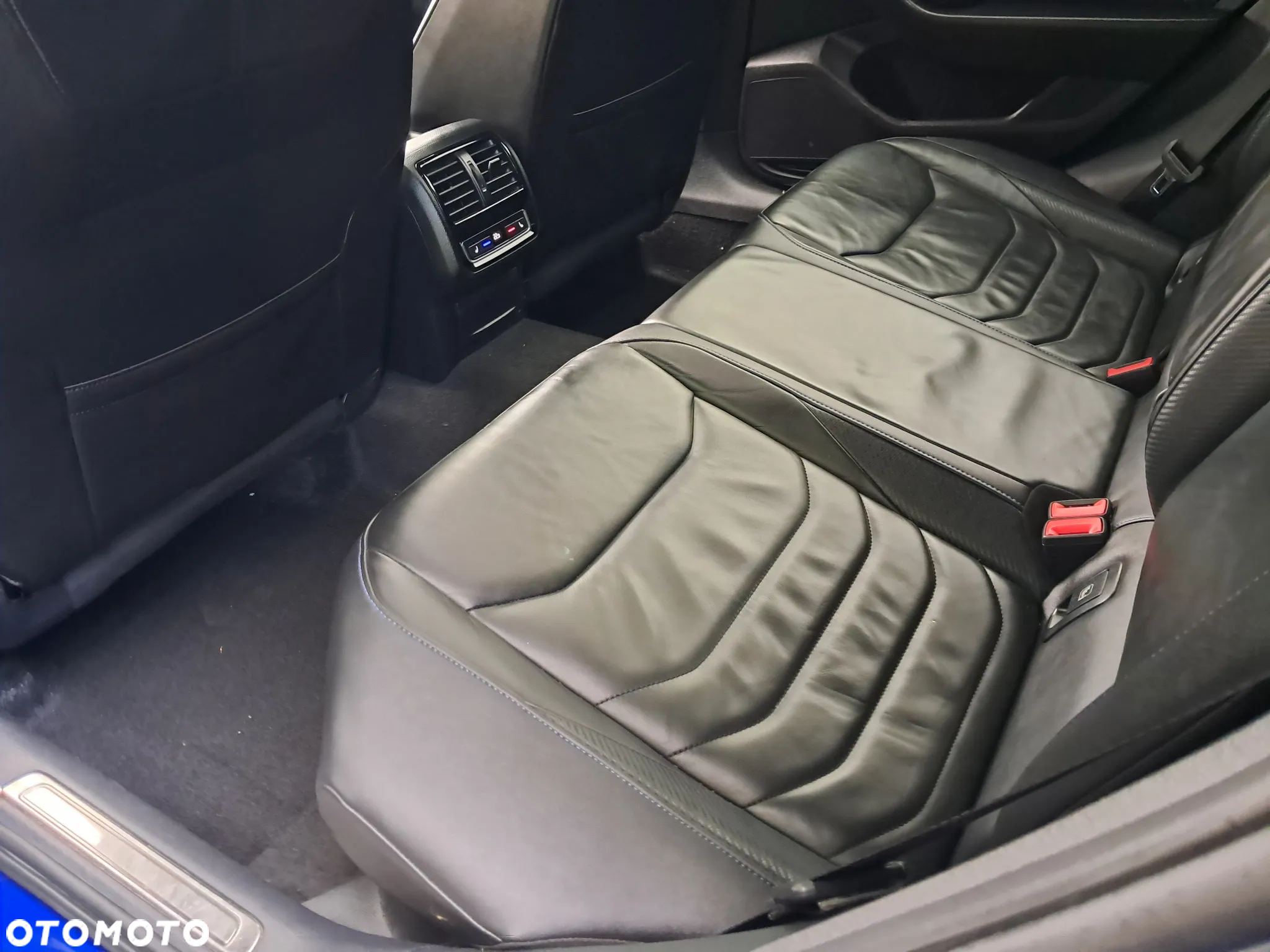 Volkswagen Arteon 2.0 TSI 4Motion R DSG - 17