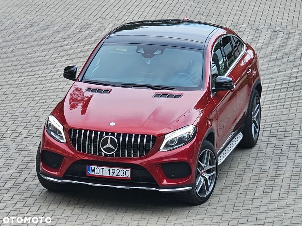 Mercedes-Benz GLE - 1