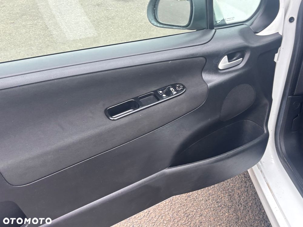 Peugeot 207 95 VTi Urban Move - 18