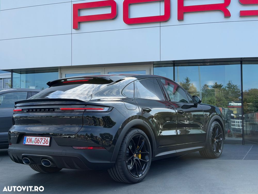 Porsche Cayenne Turbo - 4