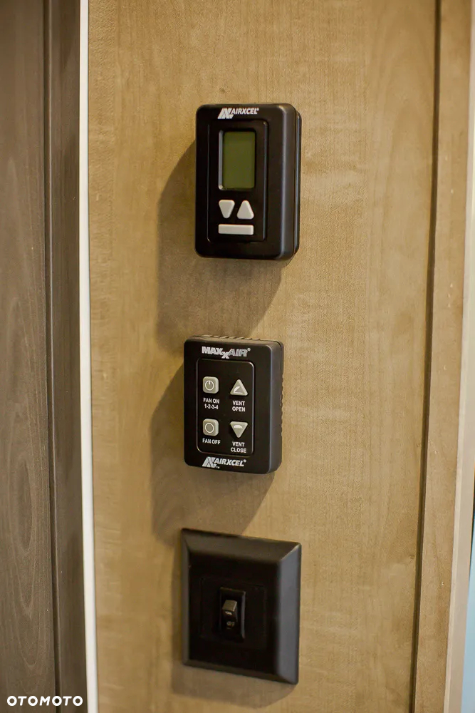 Inny Keystone Montana 3915TB - 26