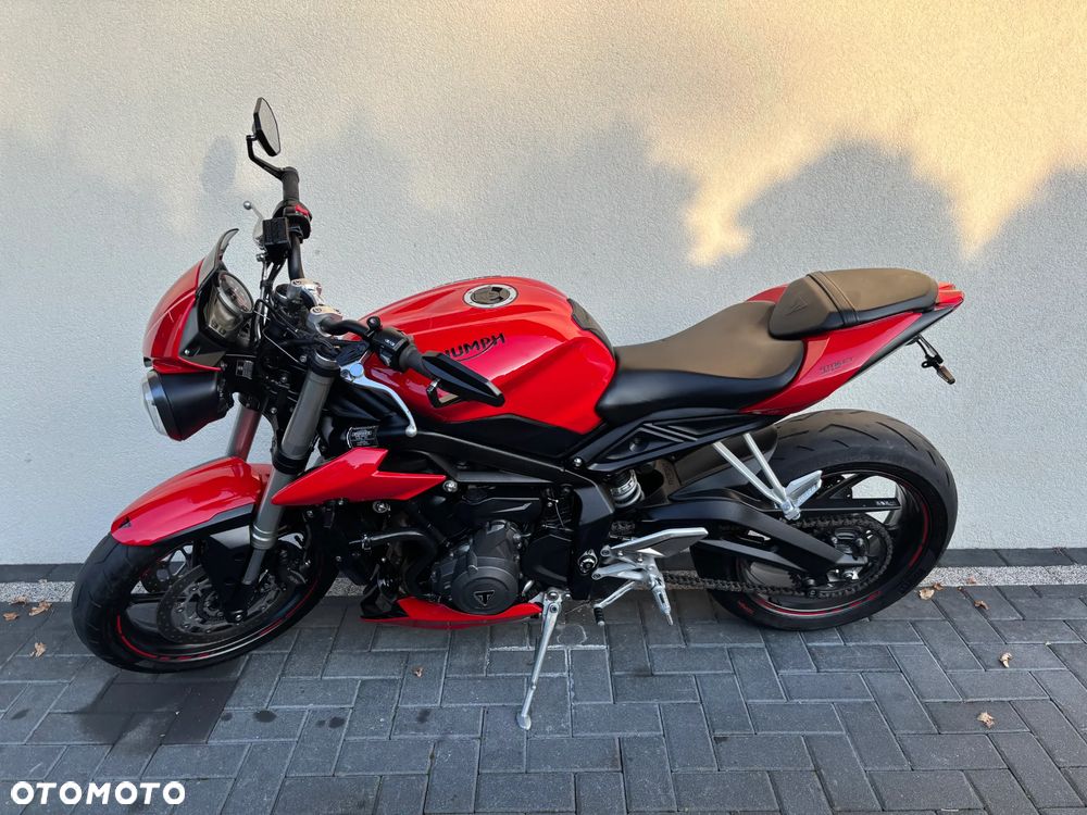 Triumph Street Triple - 2