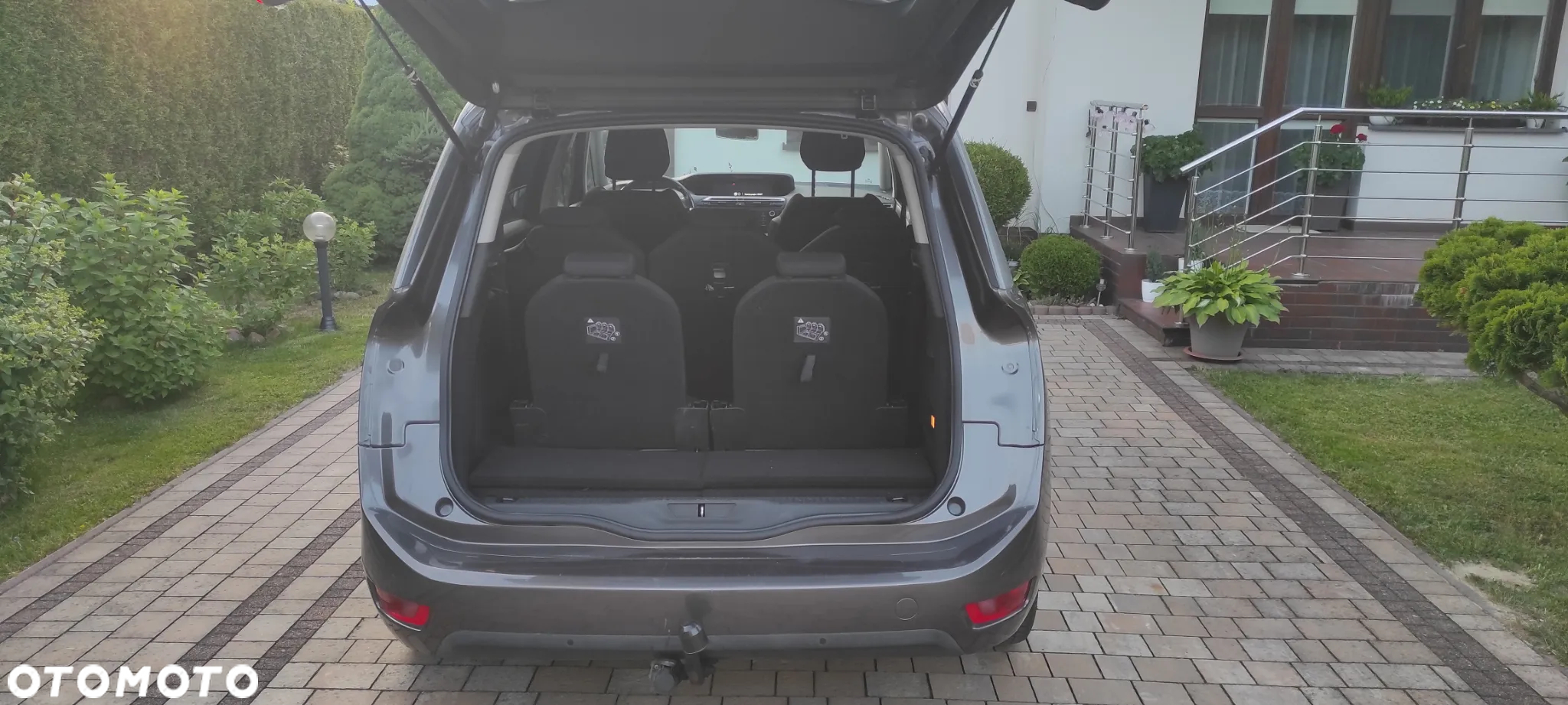 Citroën C4 Grand Picasso e-HDi 115 Attraction - 8