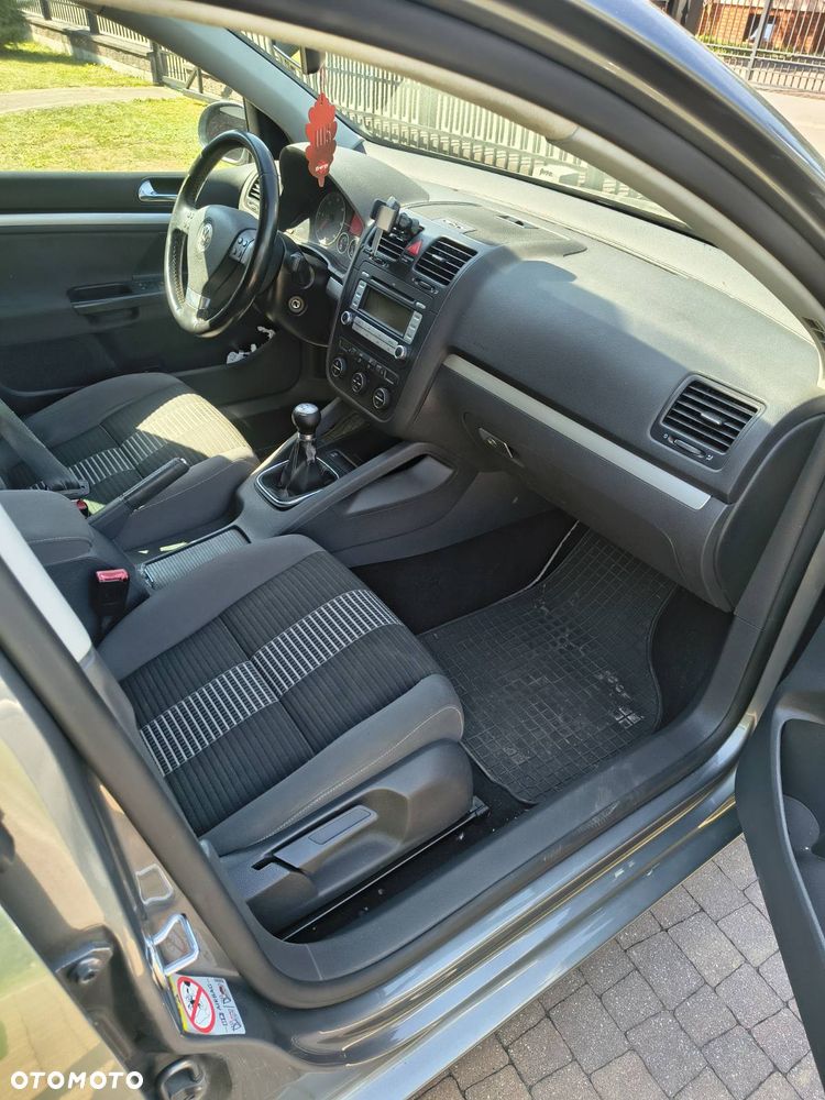 Volkswagen Golf 2.0 TDI Comfortline - 10