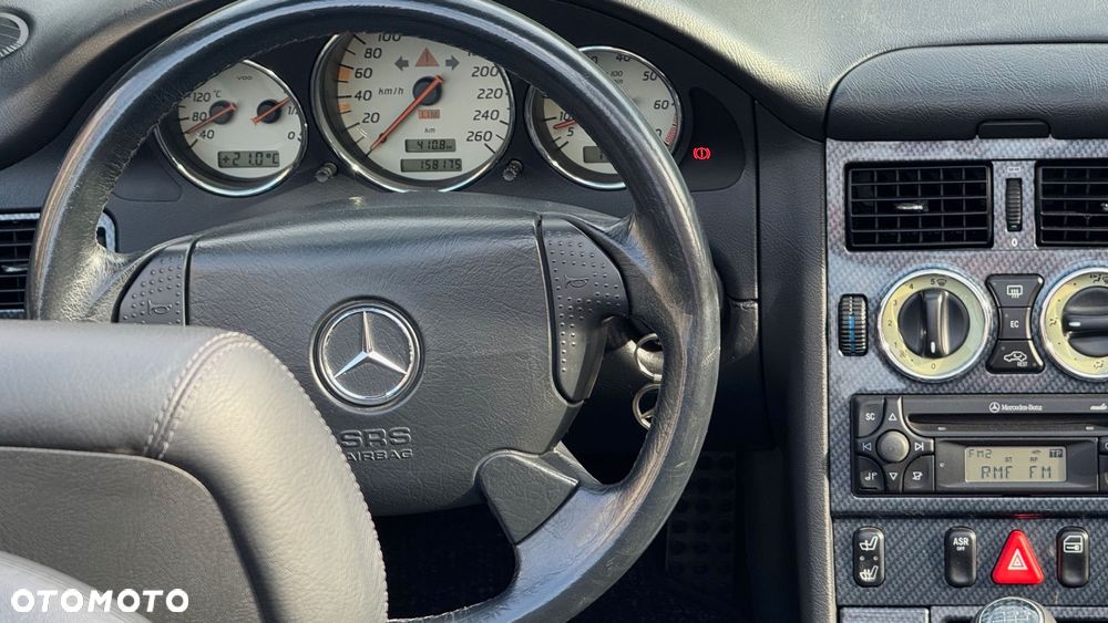 Mercedes-Benz SLK - 12